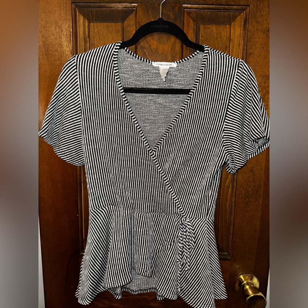 Short sleeve shirt